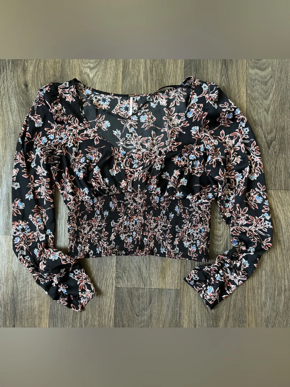 Free People Santiago Floral Smocked Black Puff Long Sleeve Cropped Blouse L